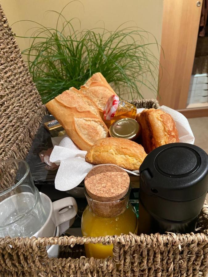 Au Fil De L'O Bed & Breakfast Bisseuil Dış mekan fotoğraf