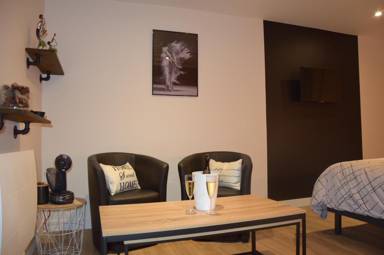 Au Fil De L'O Bed & Breakfast Bisseuil Dış mekan fotoğraf
