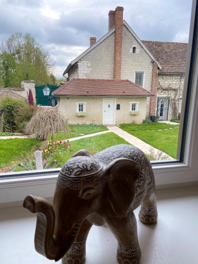 Au Fil De L'O Bed & Breakfast Bisseuil Dış mekan fotoğraf