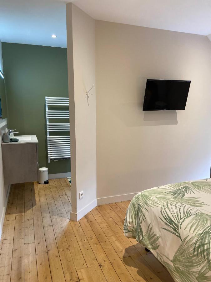 Au Fil De L'O Bed & Breakfast Bisseuil Dış mekan fotoğraf
