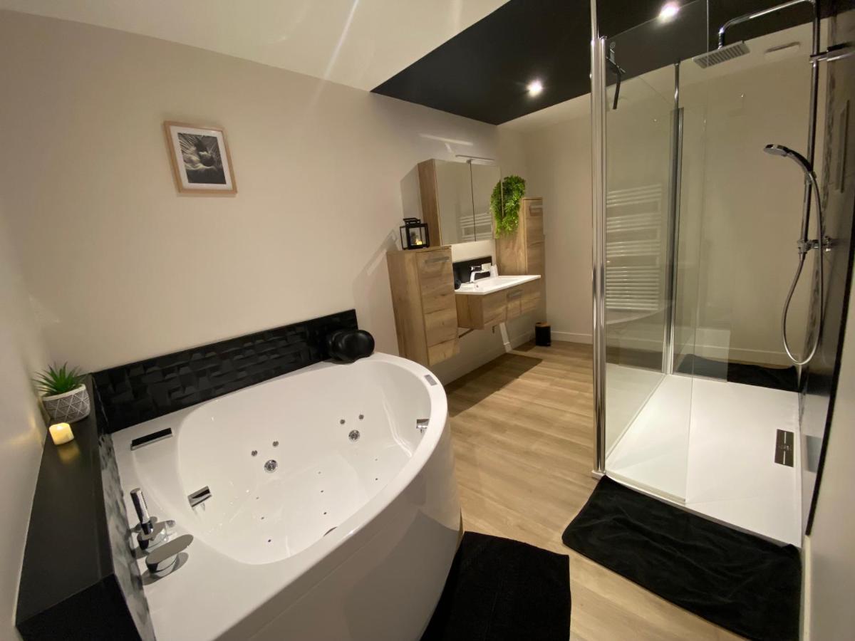 Au Fil De L'O Bed & Breakfast Bisseuil Dış mekan fotoğraf